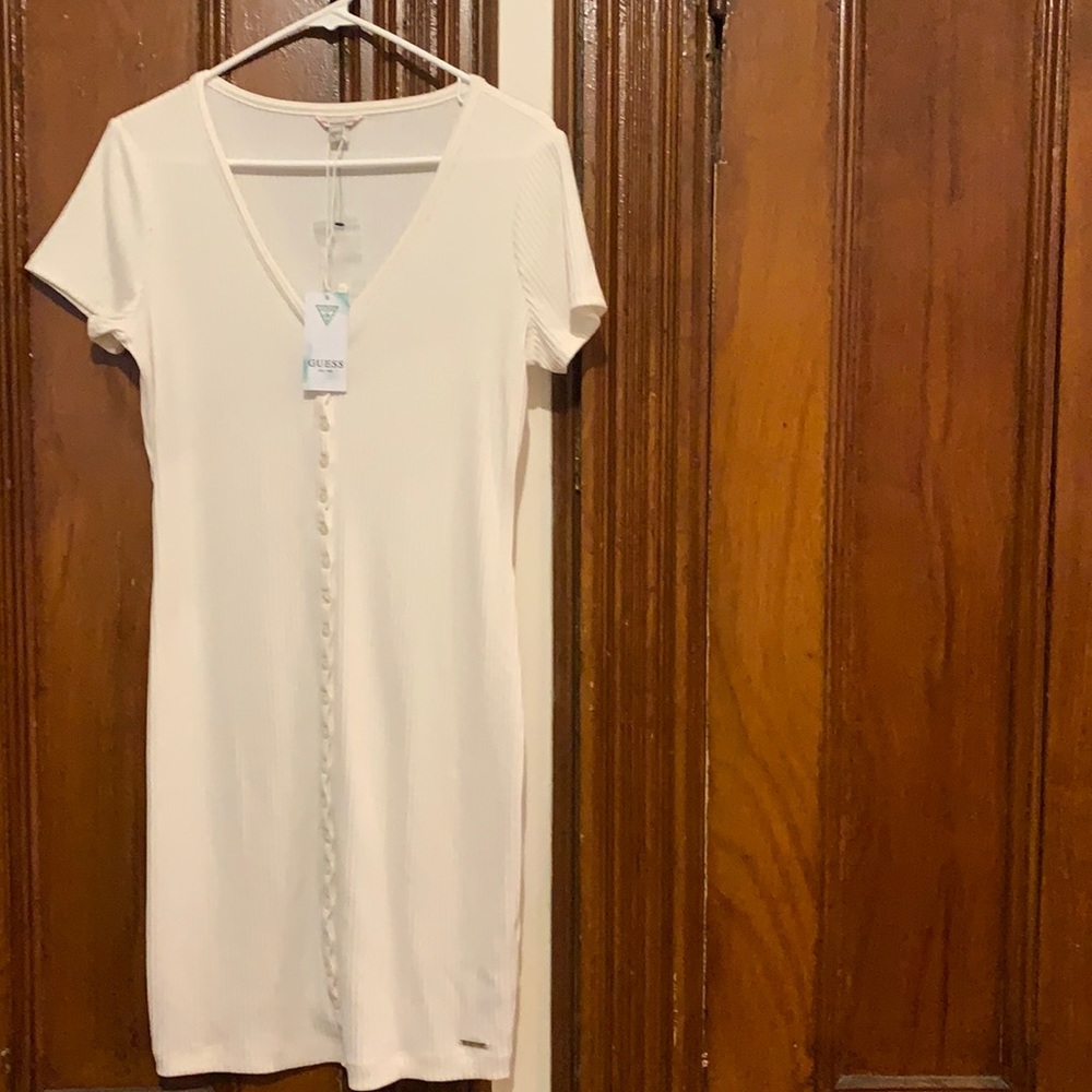 NWT! Guess Short Sleeve Dress. Size: Large
